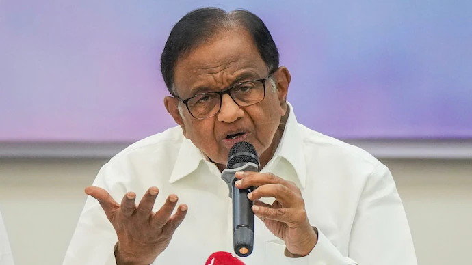 https://www.salarnews.in/public/uploads/images/newsimages/maannewsimage12102025_162432_P Chidambaram Operation Blue Star.webp